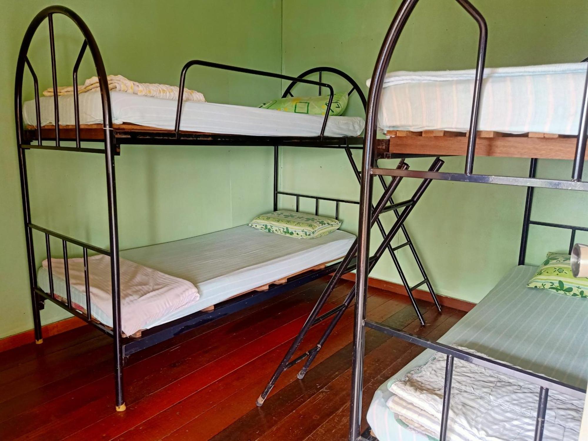 Oyo Home 90430 Mountain Resthouse ラナウ エクステリア 写真