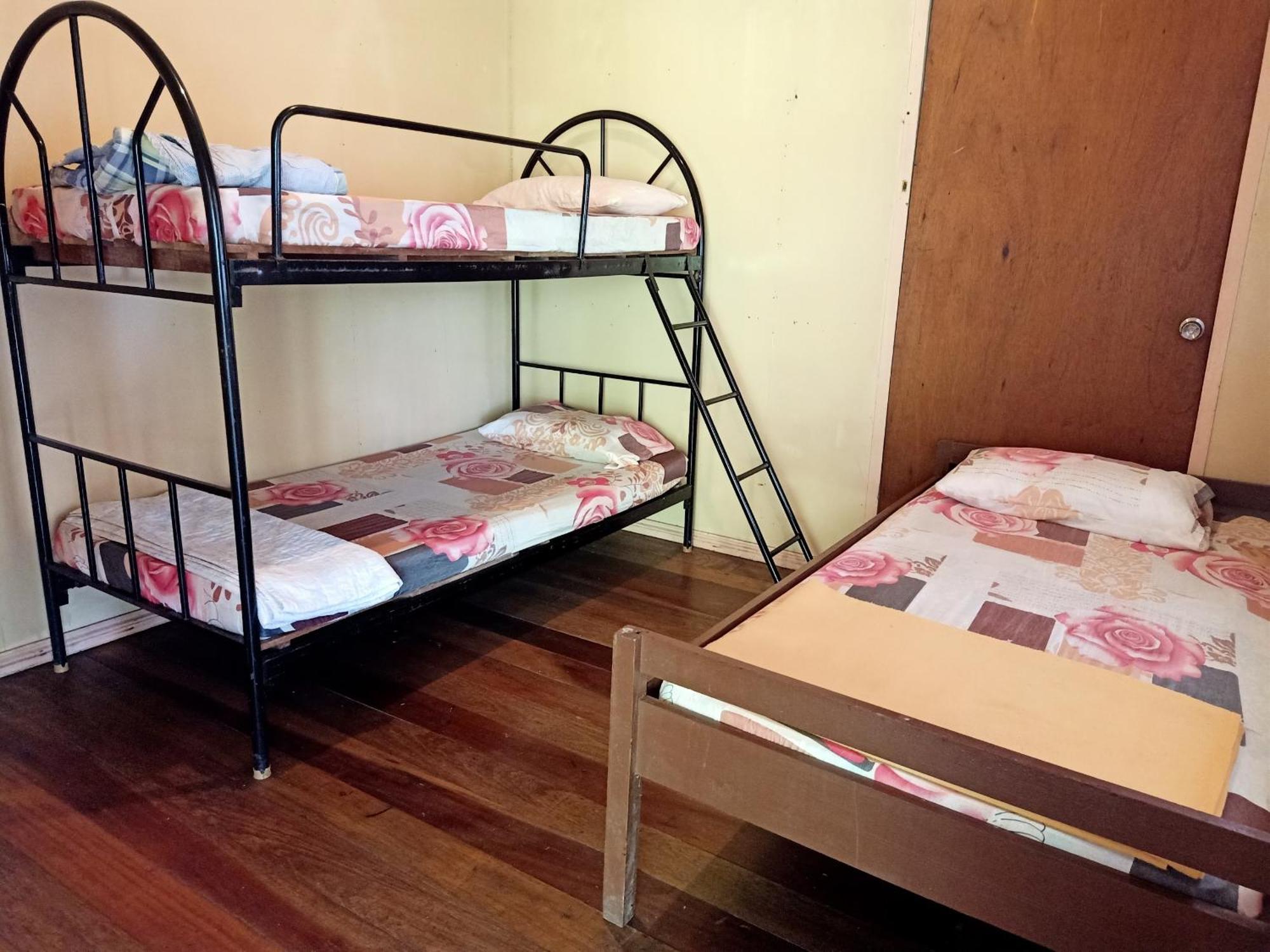 Oyo Home 90430 Mountain Resthouse ラナウ エクステリア 写真