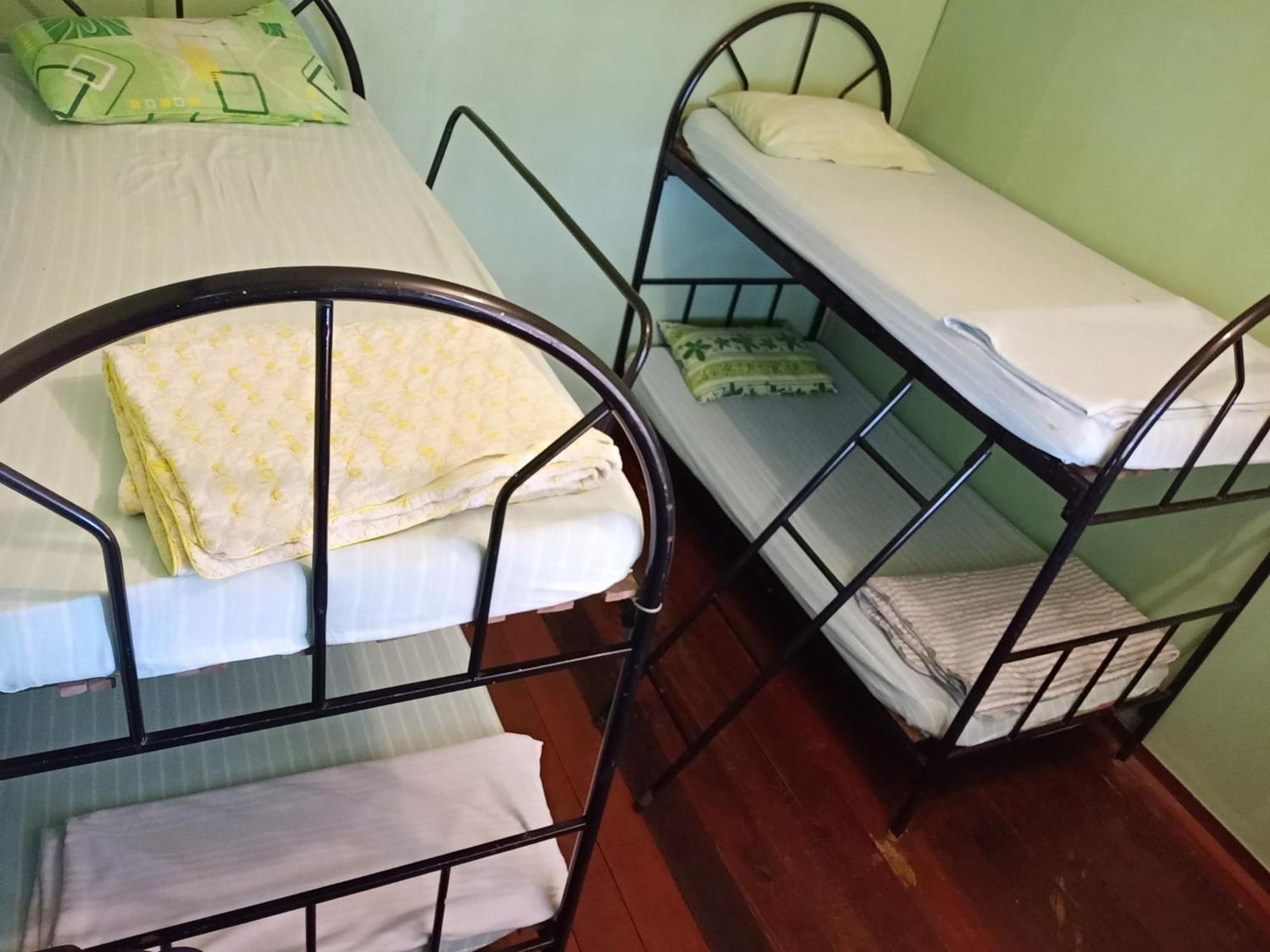 Oyo Home 90430 Mountain Resthouse ラナウ エクステリア 写真