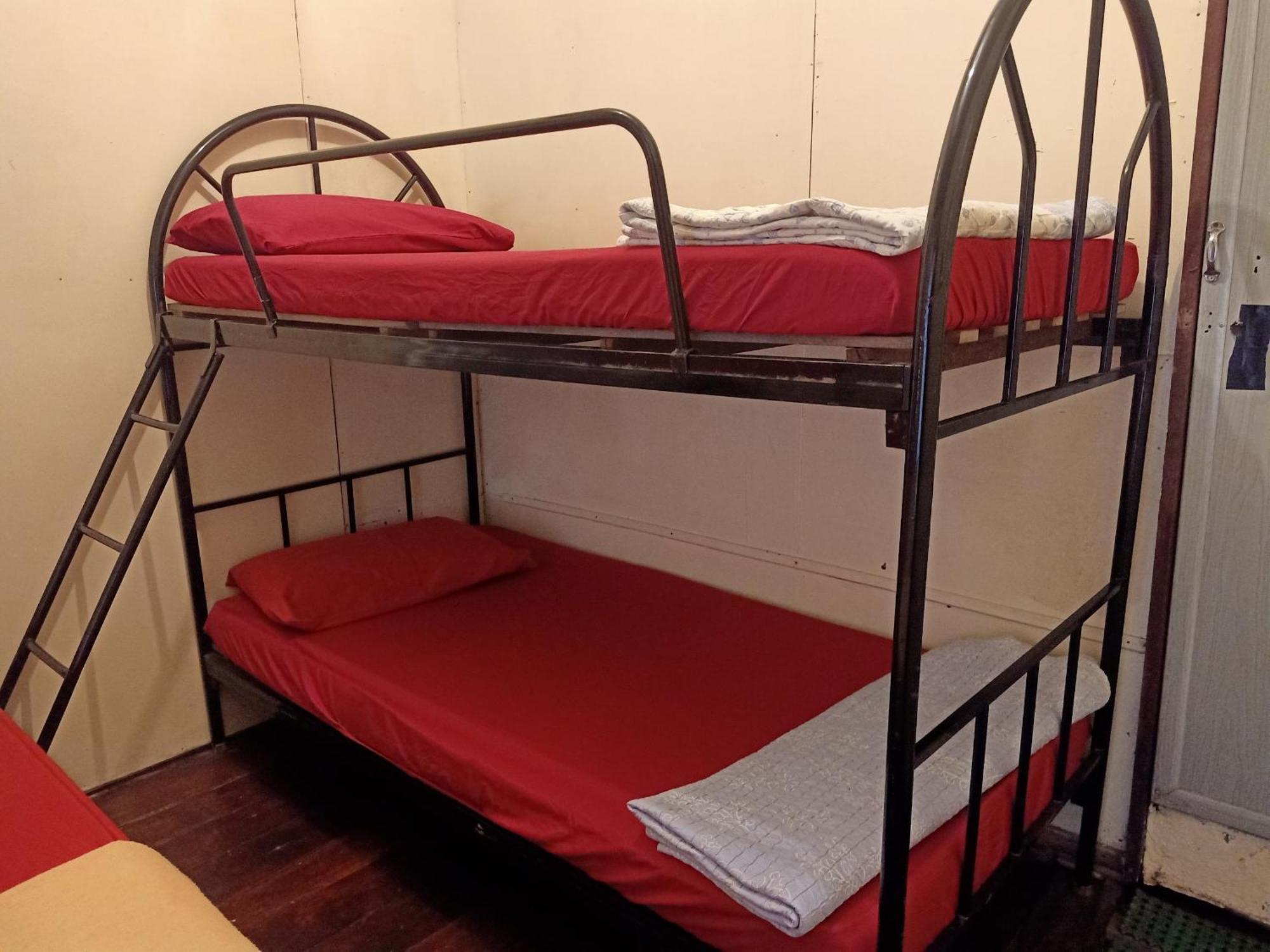 Oyo Home 90430 Mountain Resthouse ラナウ エクステリア 写真
