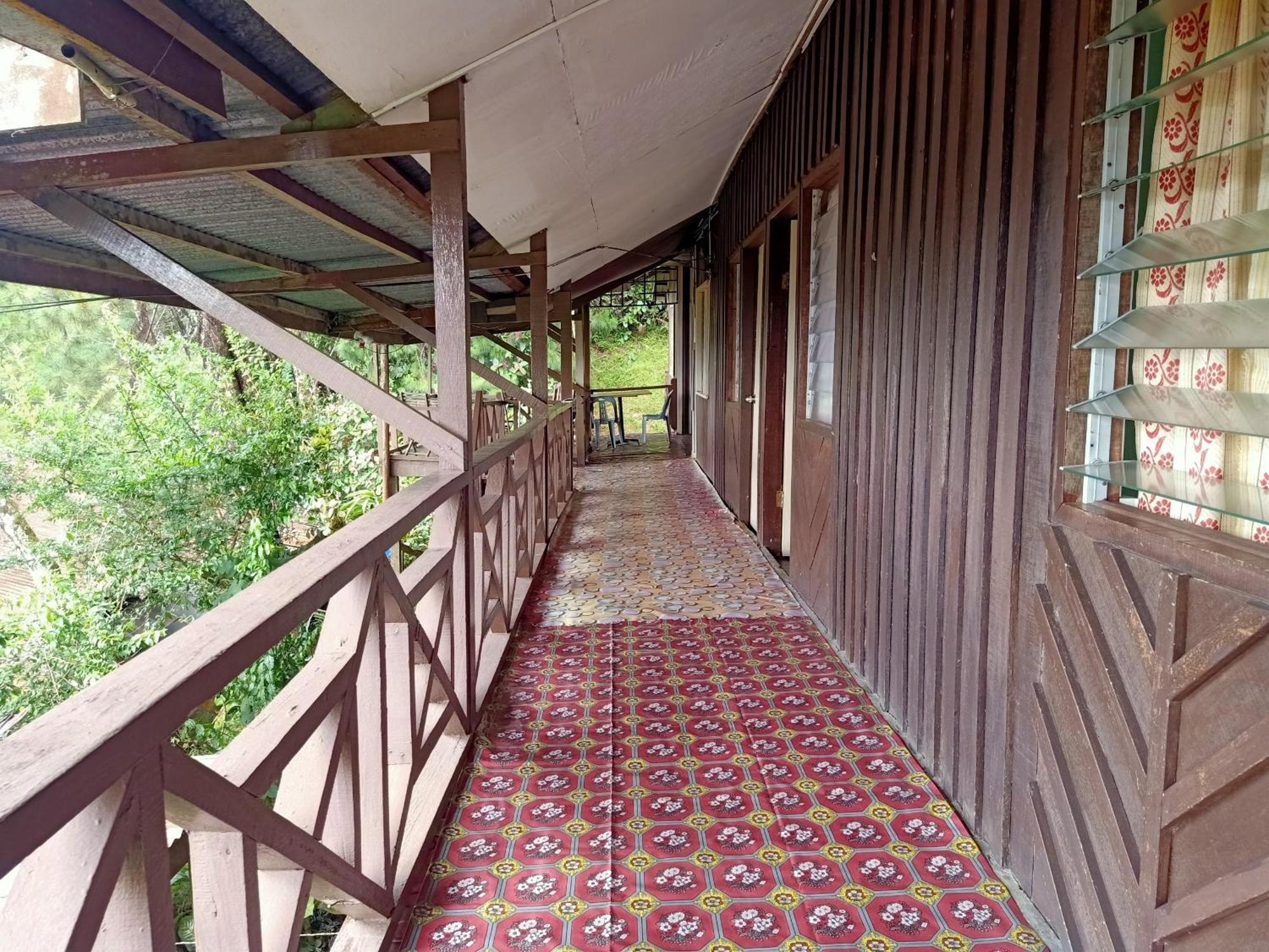 Oyo Home 90430 Mountain Resthouse ラナウ エクステリア 写真